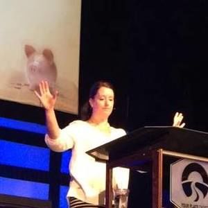 Meet your Posher, Stephanie